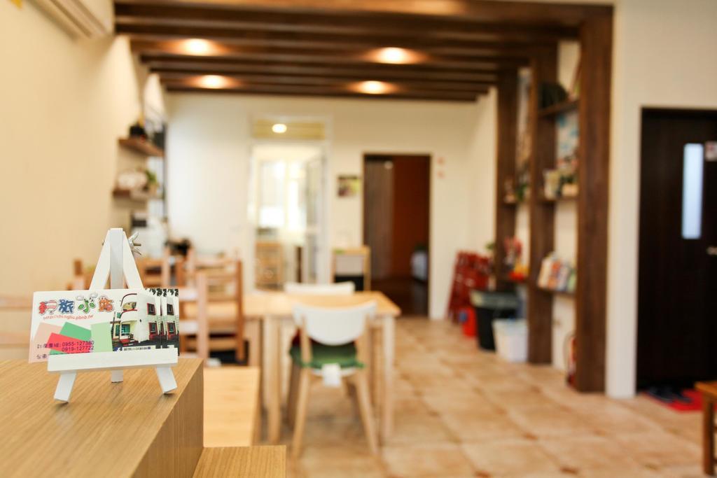 輕旅小站 Soft Travel Hostel T'ai-tung Exterior foto
